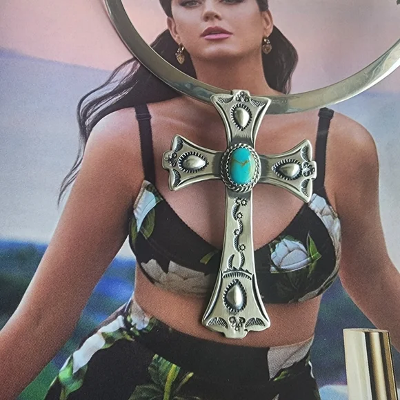 STERLING ilver Cross Pendant with Turquoise Stone - Picture 2 of 11